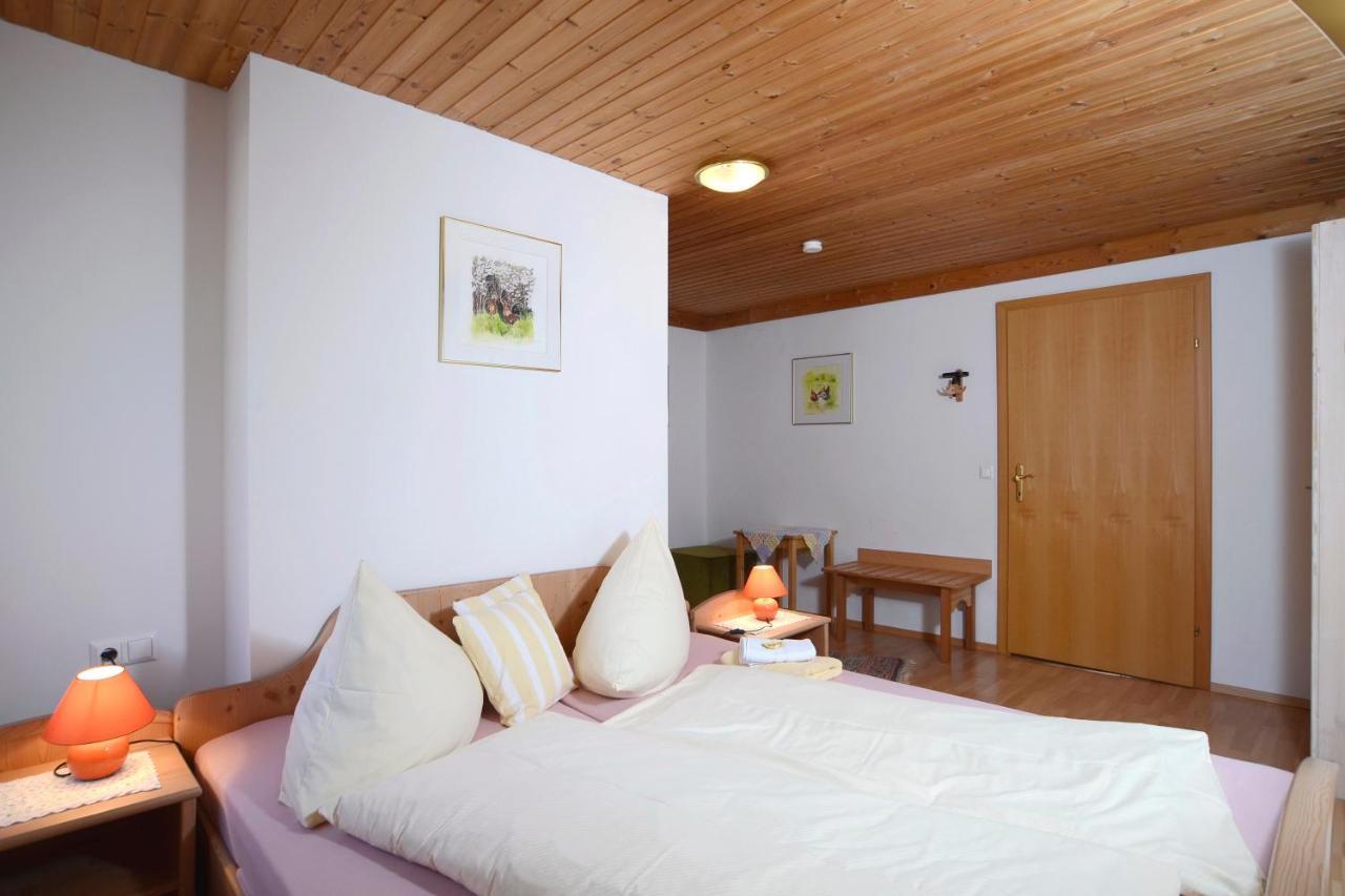 Landhaus Alpenrose - Feriendomizile Pichler ハイリゲンブルート エクステリア 写真